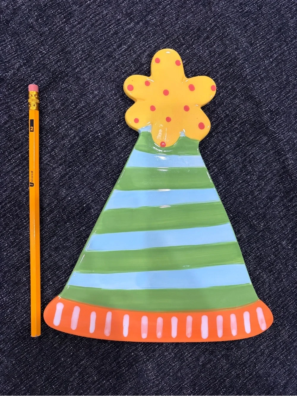 Coton Colors Happy Everything party hat large attachment